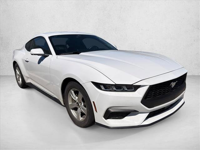 Used 2024 Ford Mustang Coupe RWD image 3