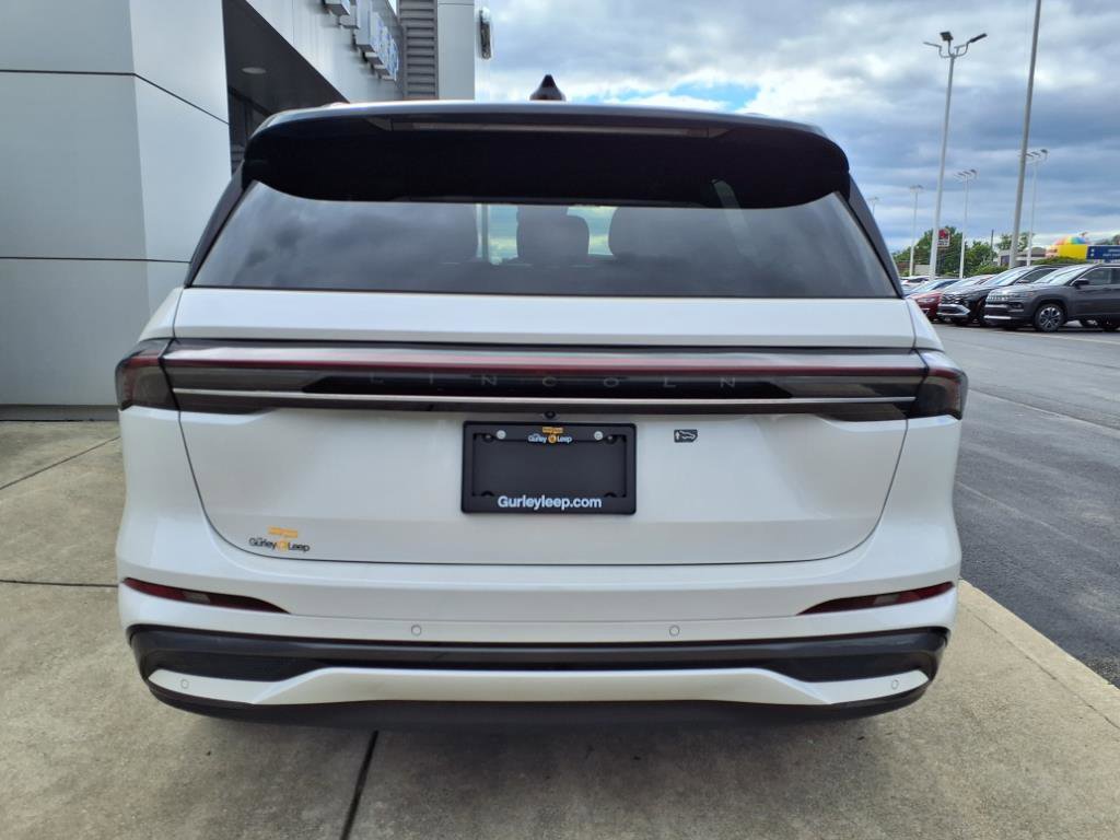 New 2025 Lincoln Nautilus Reserve w/ Jet Appearance Package image 11