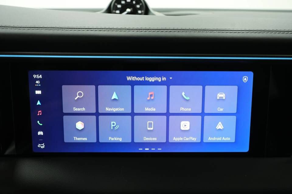 New 2026 Porsche Macan 4 Electric AWD/4WD image 18