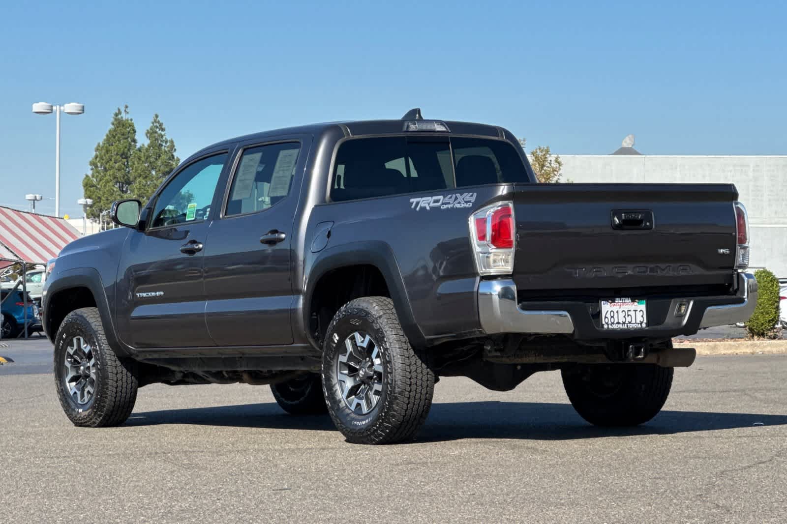 Certified 2023 Toyota Tacoma TRD Off-Road AWD/4WD image 7