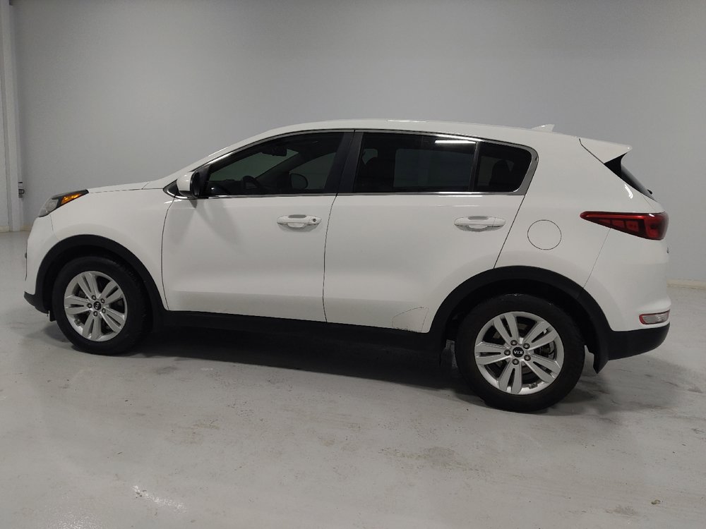 Used 2018 Kia Sportage LX image 3