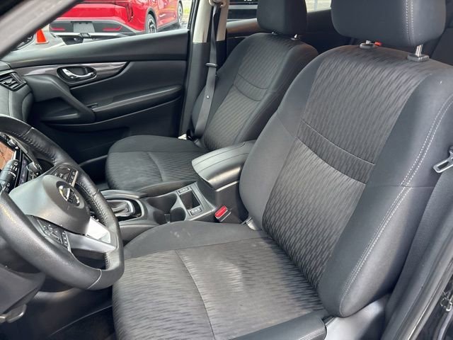 Used 2019 Nissan Rogue SV w/ Premium Package image 24