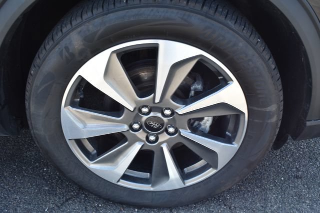 Used 2023 Ford Escape Platinum AWD/4WD image 46