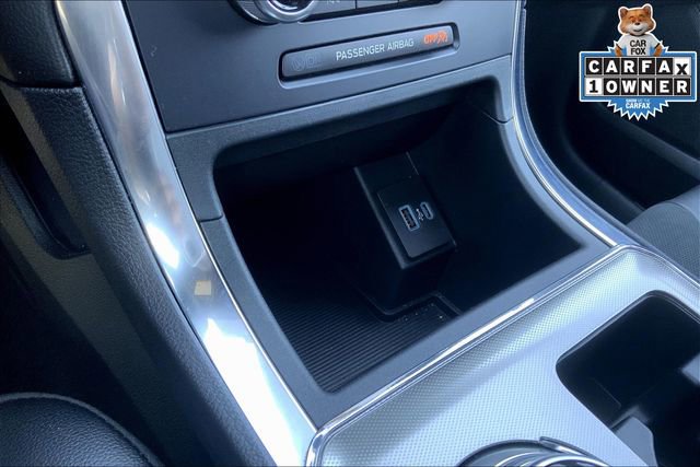 Used 2022 Ford Edge ST image 32