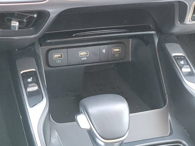Certified 2023 Kia Sorento S AWD/4WD image 16