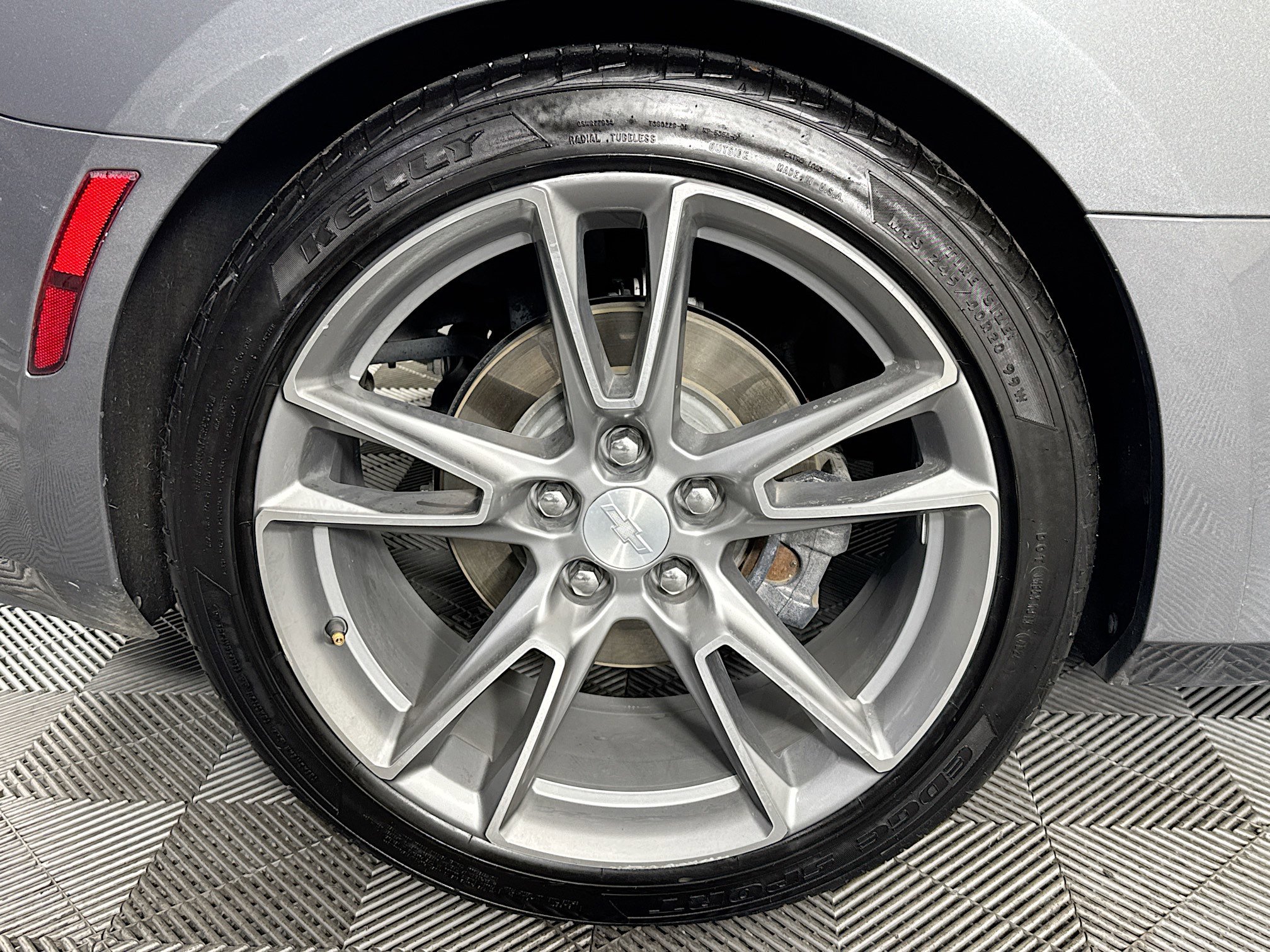 Used 2019 Chevrolet Camaro LT w/ RS Package image 28