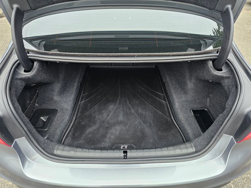 Used 2018 BMW M550i xDrive image 24