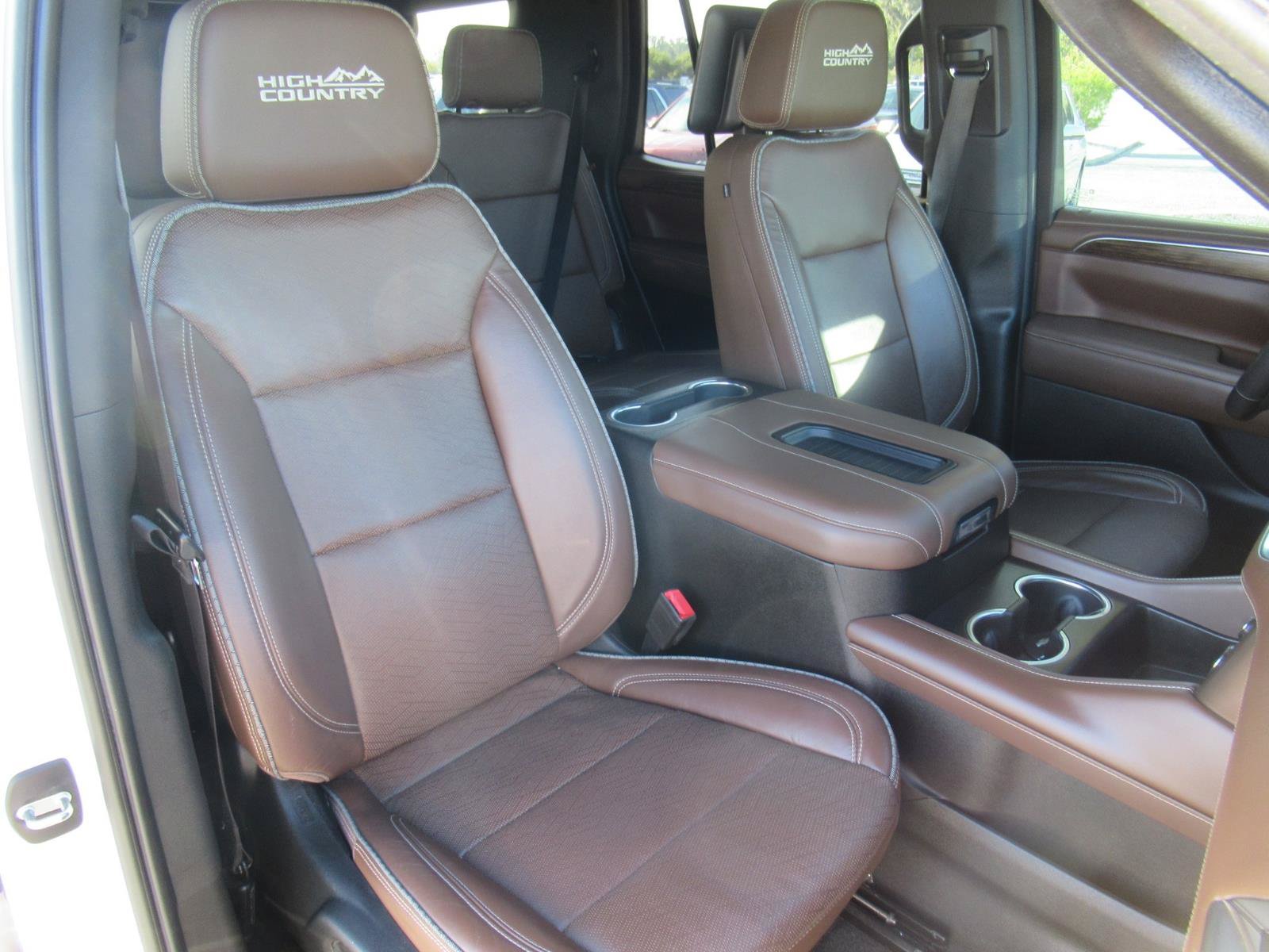 Certified 2021 Chevrolet Tahoe High Country w/ Premium Package AWD/4WD image 9