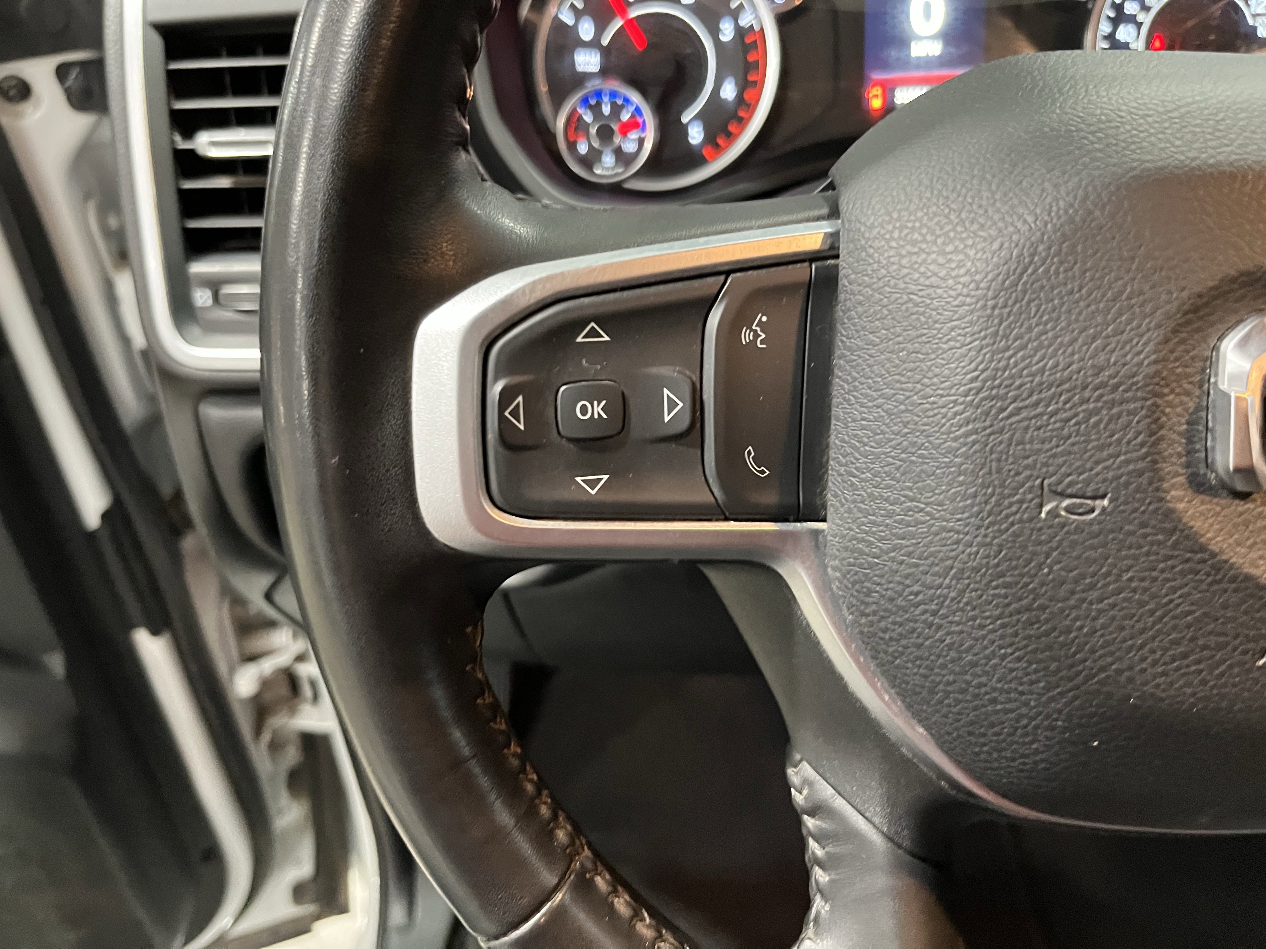 Used 2024 RAM 2500 Big Horn image 21