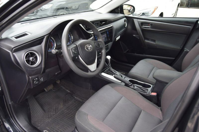 Used 2019 Toyota Corolla LE FWD image 17
