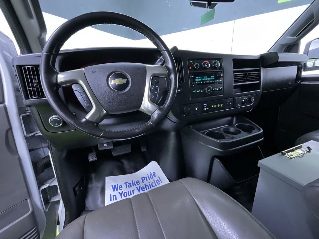 Used 2019 Chevrolet Express 3500 Extended w/ Driver Convenience Package image 17