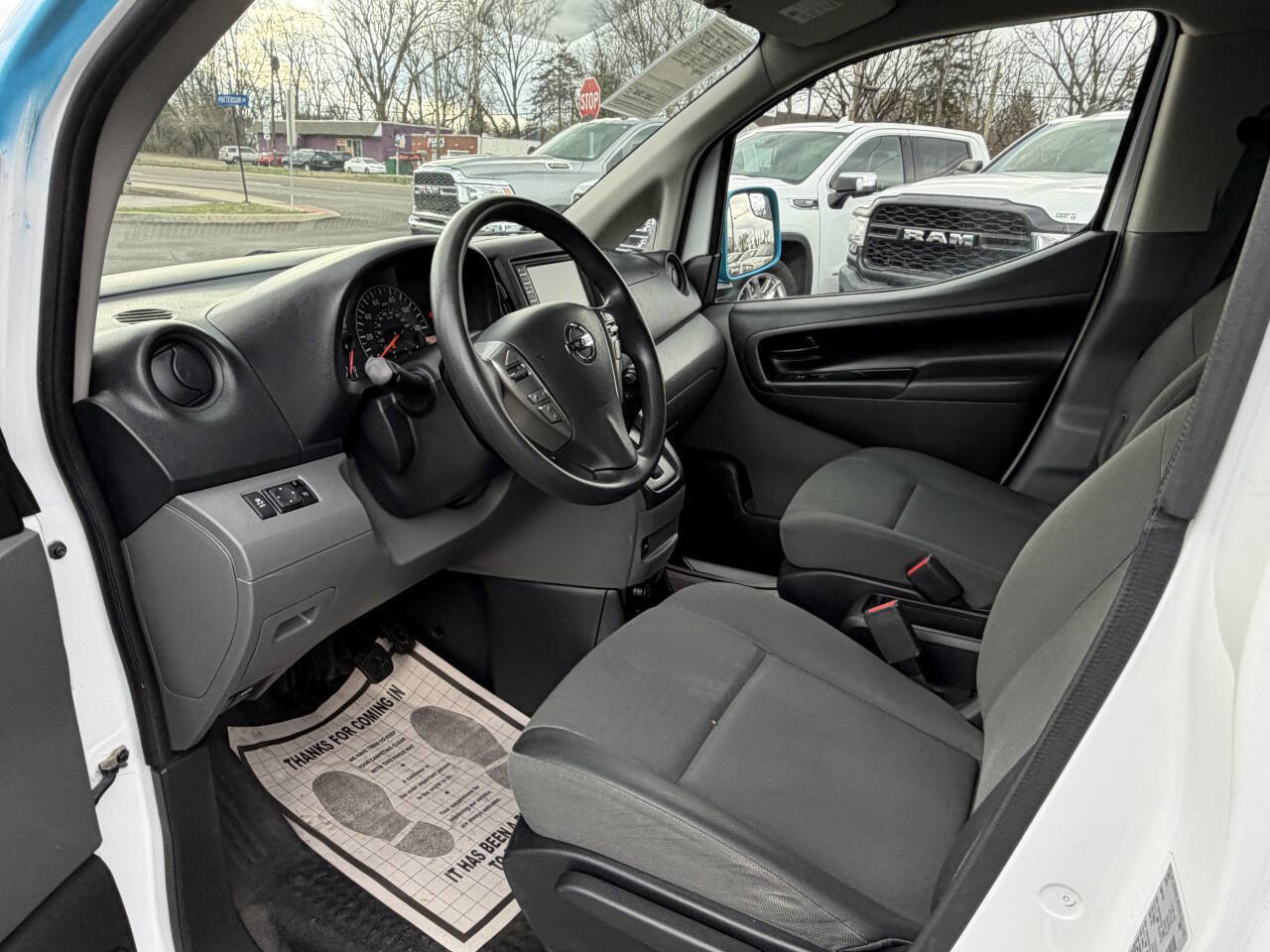 Used 2021 Nissan NV200 SV FWD image 4