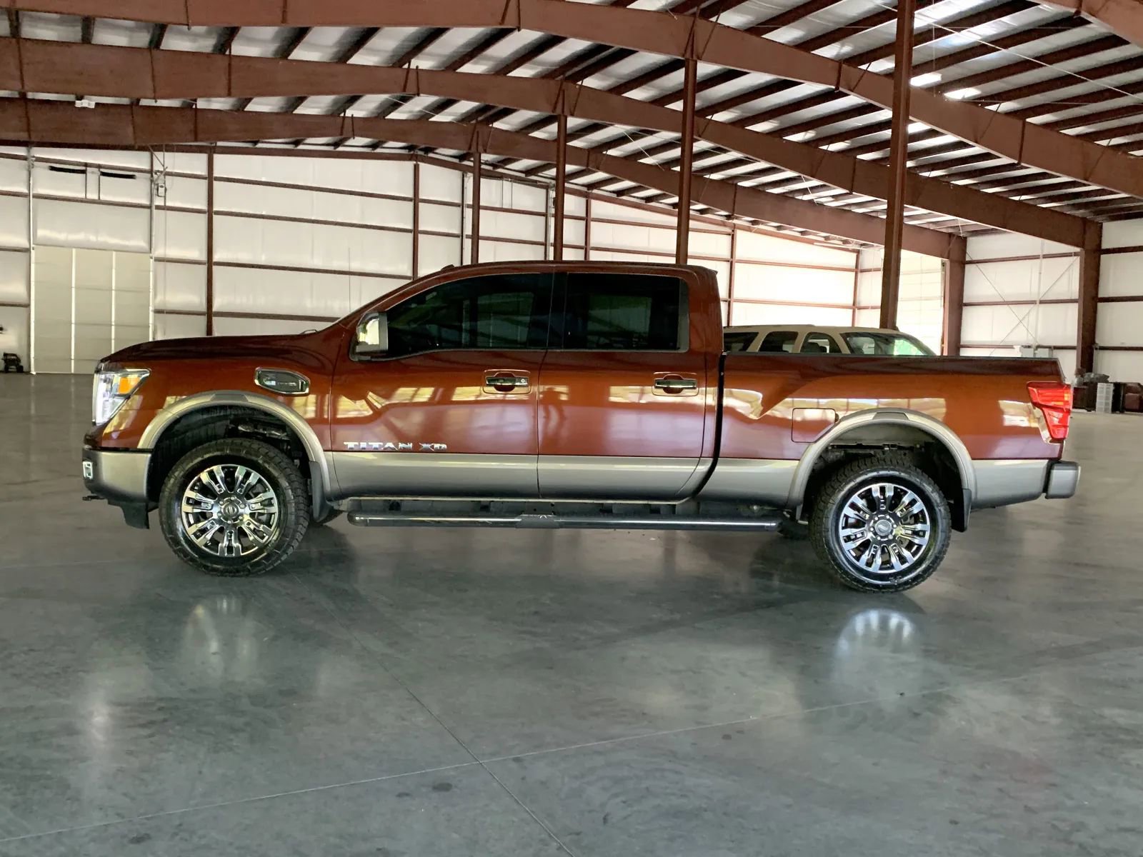 Used 2016 Nissan Titan Platinum Reserve image 4
