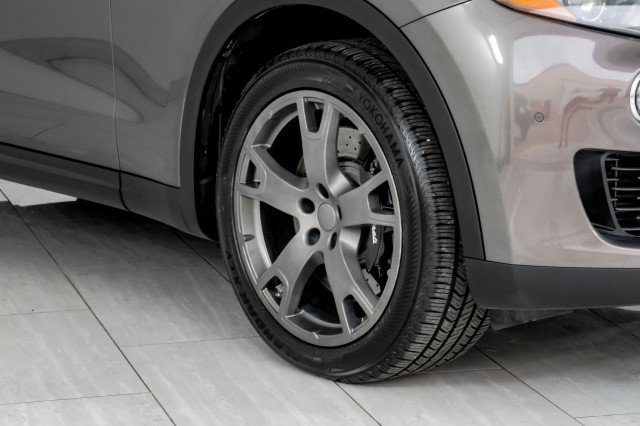 Used 2017 Maserati Levante S image 62