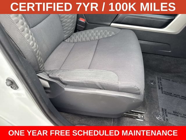 Used 2022 Toyota Tundra SR5 w/ SR5 Convenience Package AWD/4WD image 10
