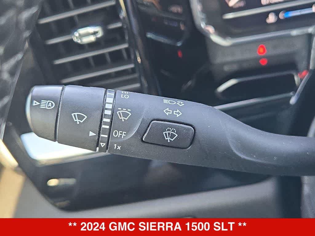 Used 2024 GMC Sierra 1500 SLT w/ SLT Convenience Package AWD/4WD image 25