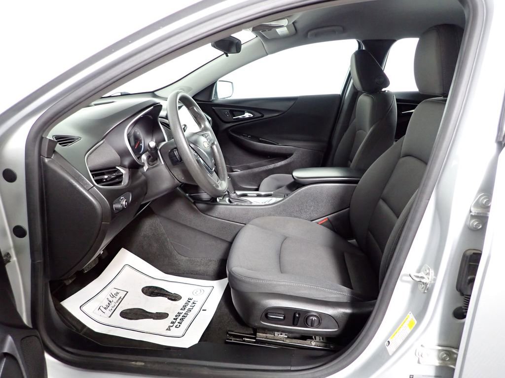 Used 2020 Chevrolet Malibu LS w/ Driver Confidence Package II image 19