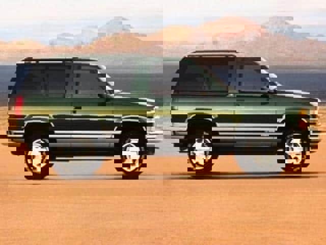 Used 1999 Chevrolet Tahoe 4WD 2-Door w/ Preferred Equipment Group