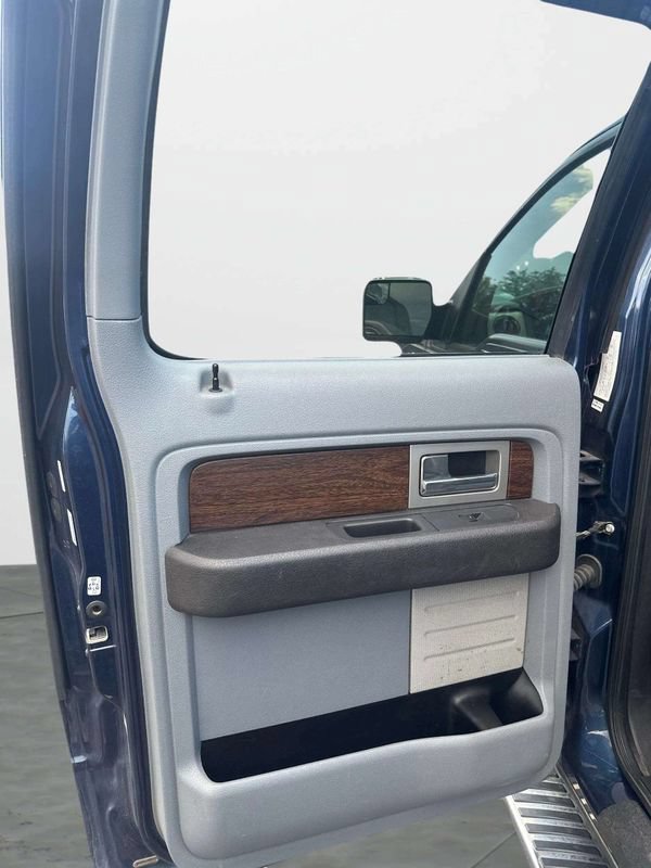 Used 2013 Ford F150 Lariat w/ Mid Equipment Group AWD/4WD image 18