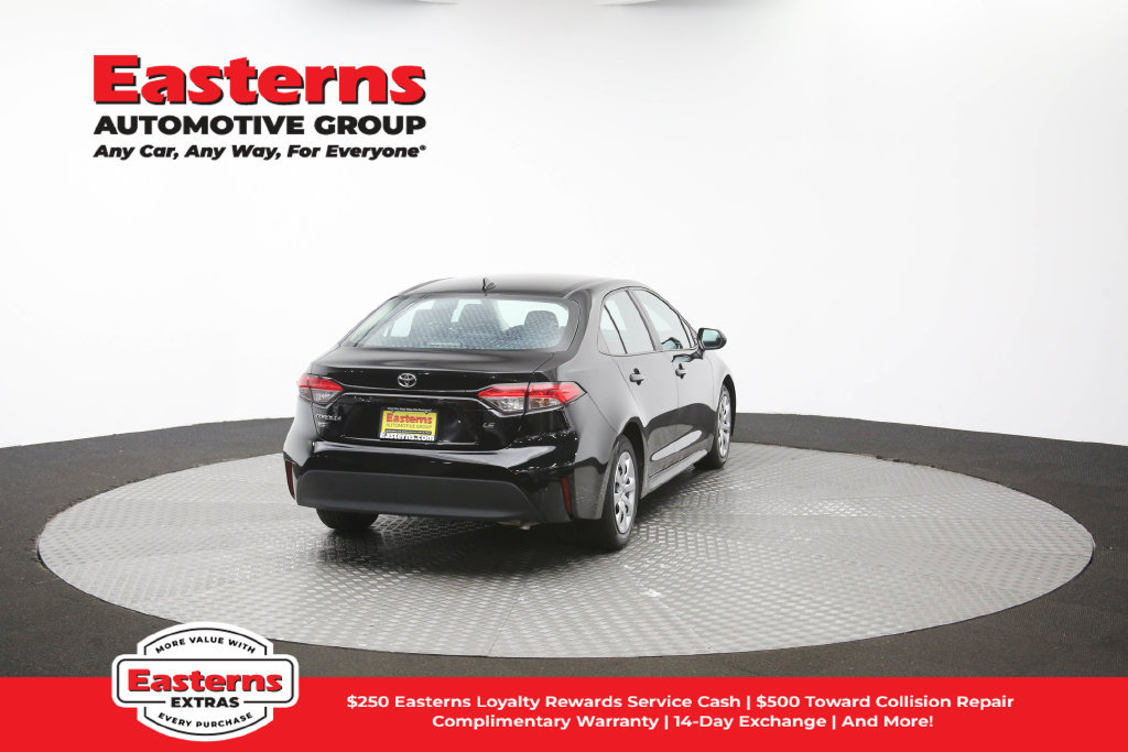 Used 2024 Toyota Corolla LE FWD image 38