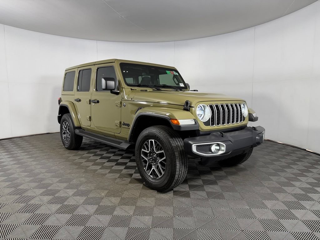 Used 2026 Jeep Wrangler Unlimited Sahara AWD/4WD image 4