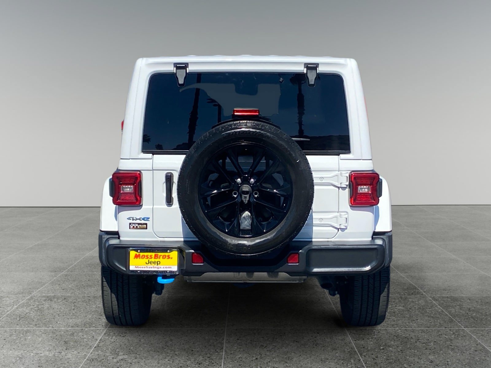 Used 2024 Jeep Wrangler Unlimited Sahara AWD/4WD image 4