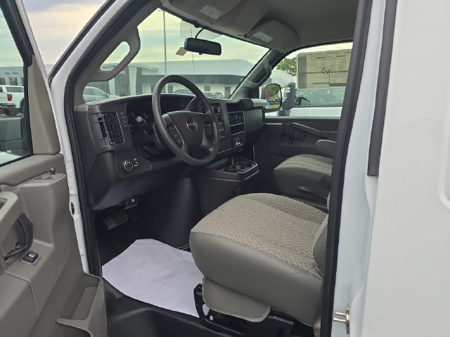 New 2026 GMC Savana 2500 w/ Driver Convenience Package RWD image 15