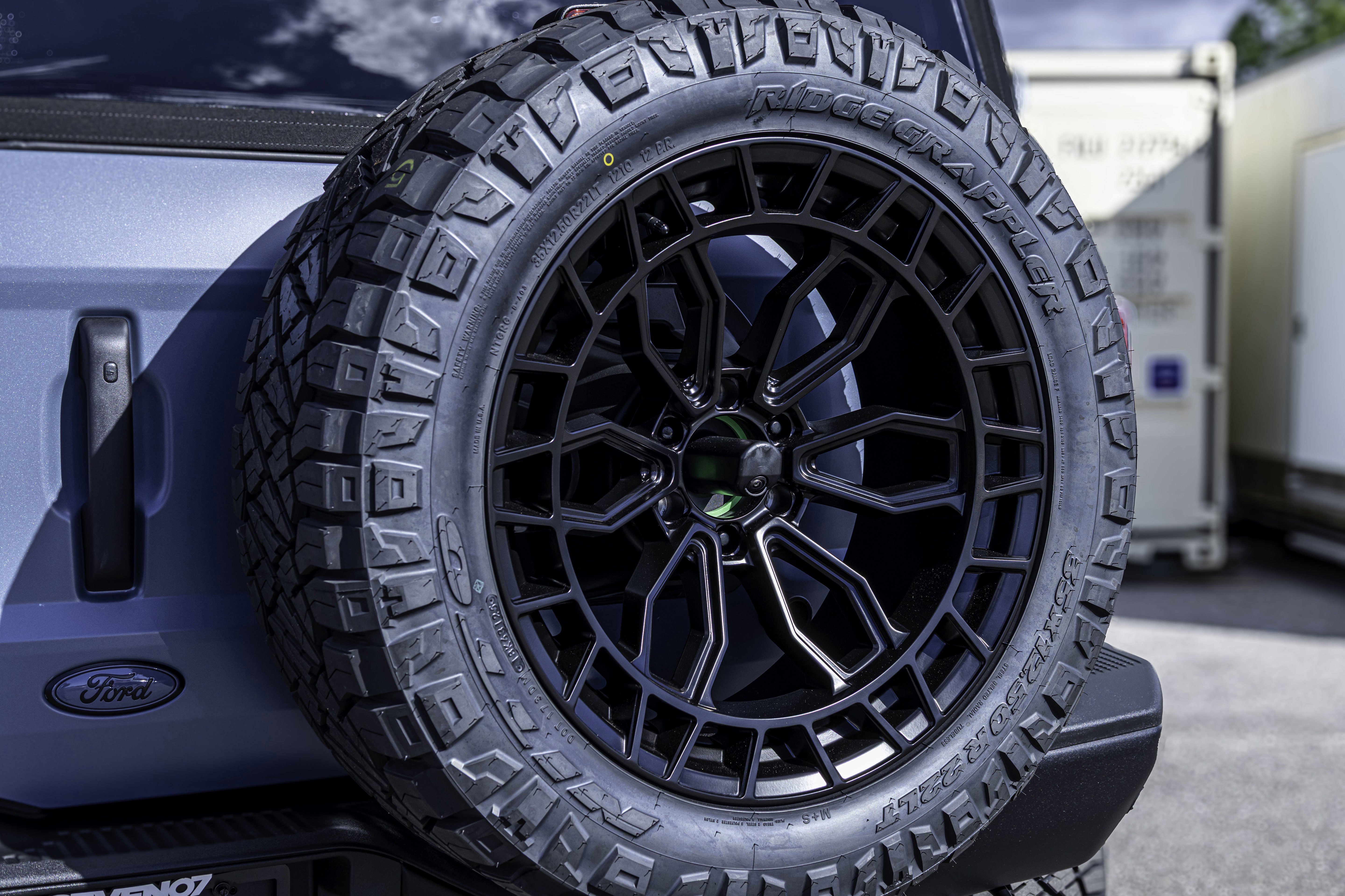 New 2025 Ford Bronco Badlands image 31