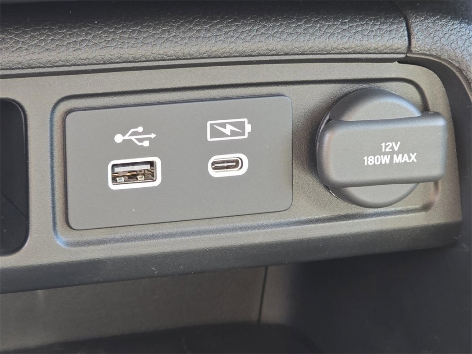 New 2025 Honda Pilot EX-L image 9