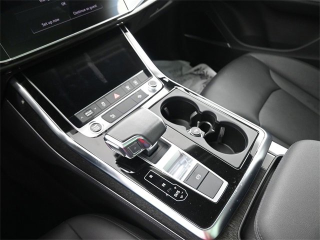 Used 2024 Audi Q7 3.0T Premium Plus image 31
