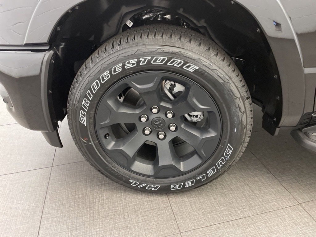 New 2025 RAM 1500 2WD Crew Cab image 10