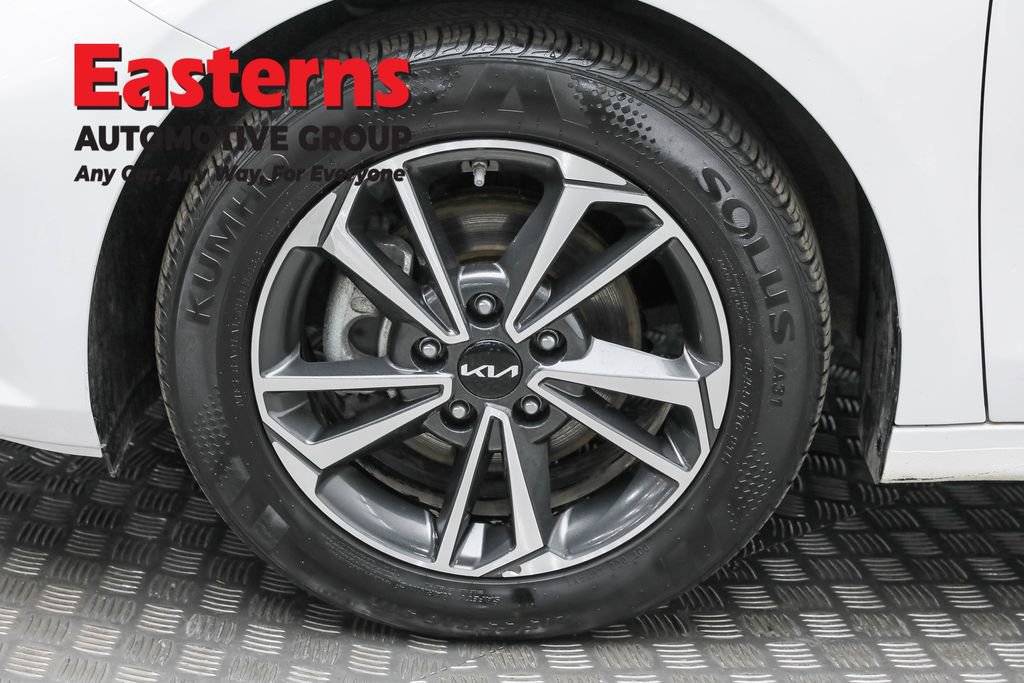 Used 2024 Kia Forte LXS image 31