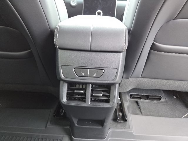 New 2027 GMC Terrain Elevation w/ Elevation Premium Package AWD/4WD image 23