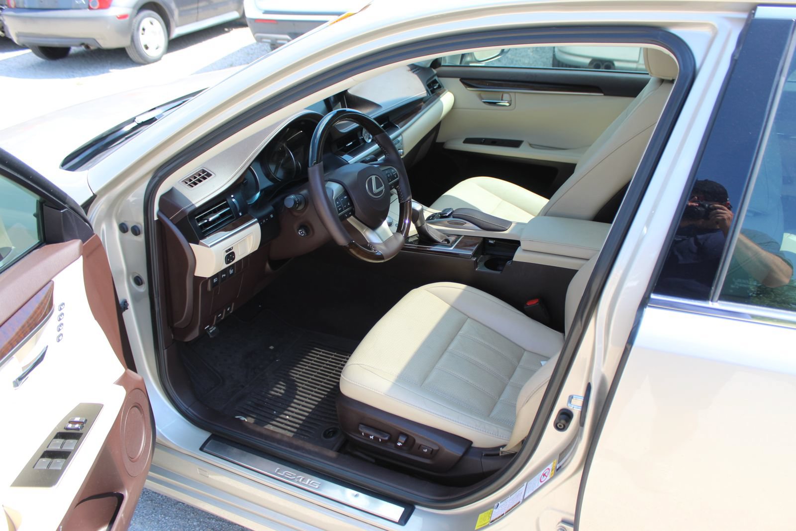Used 2017 Lexus ES 350 FWD image 18