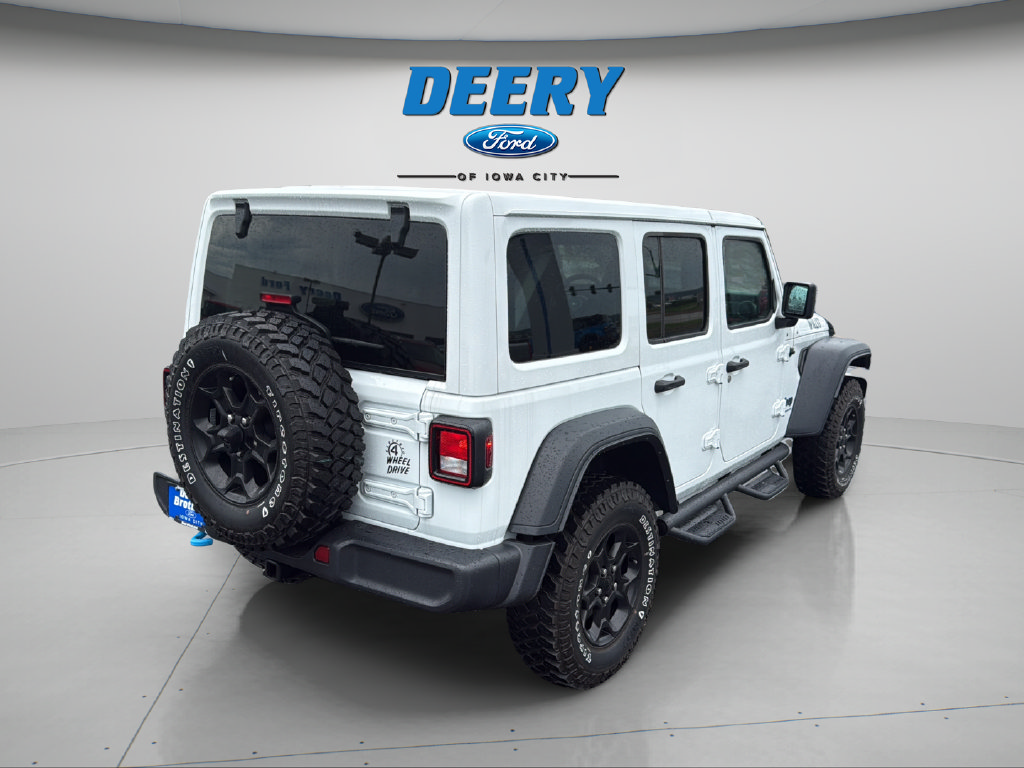 Used 2023 Jeep Wrangler Unlimited w/ Cold Weather Group AWD/4WD image 13