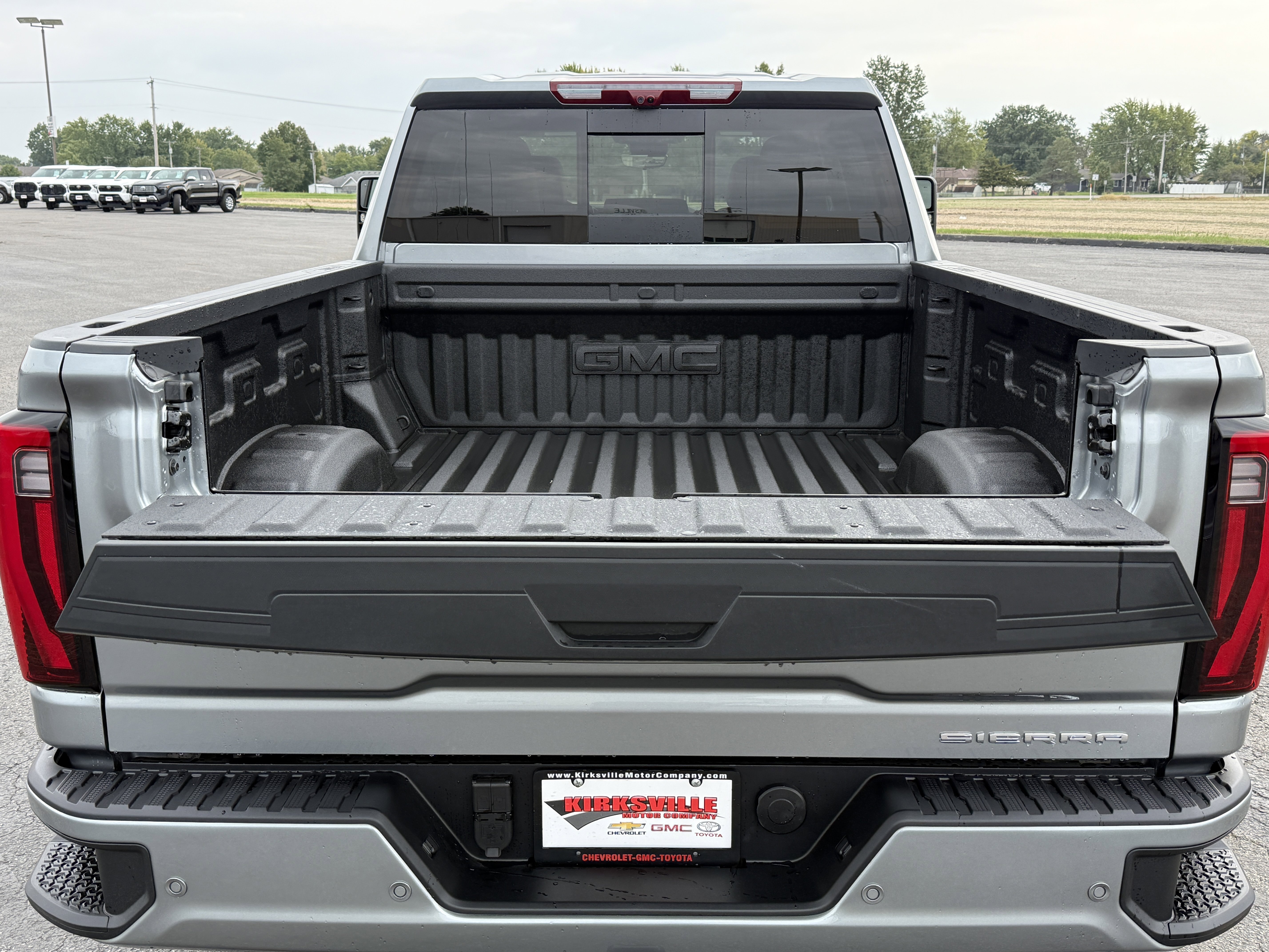 New 2026 GMC Sierra 2500 Denali w/ Denali Reserve Package image 10