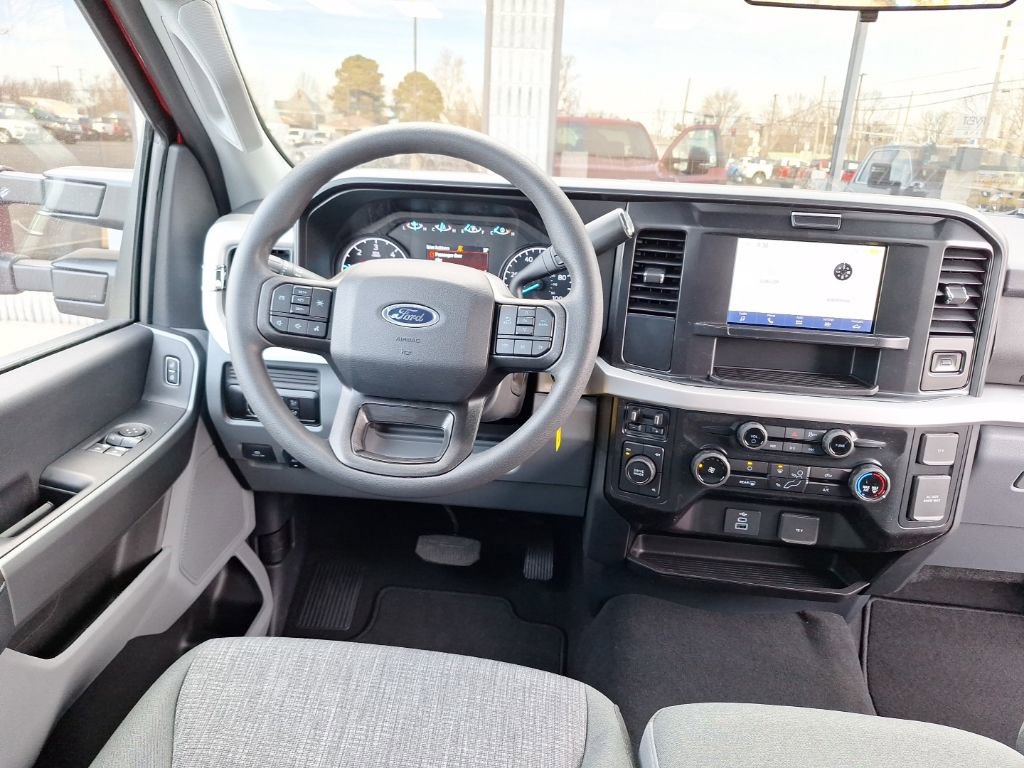 New 2026 Ford F350 XLT w/ XLT Value Package AWD/4WD image 7