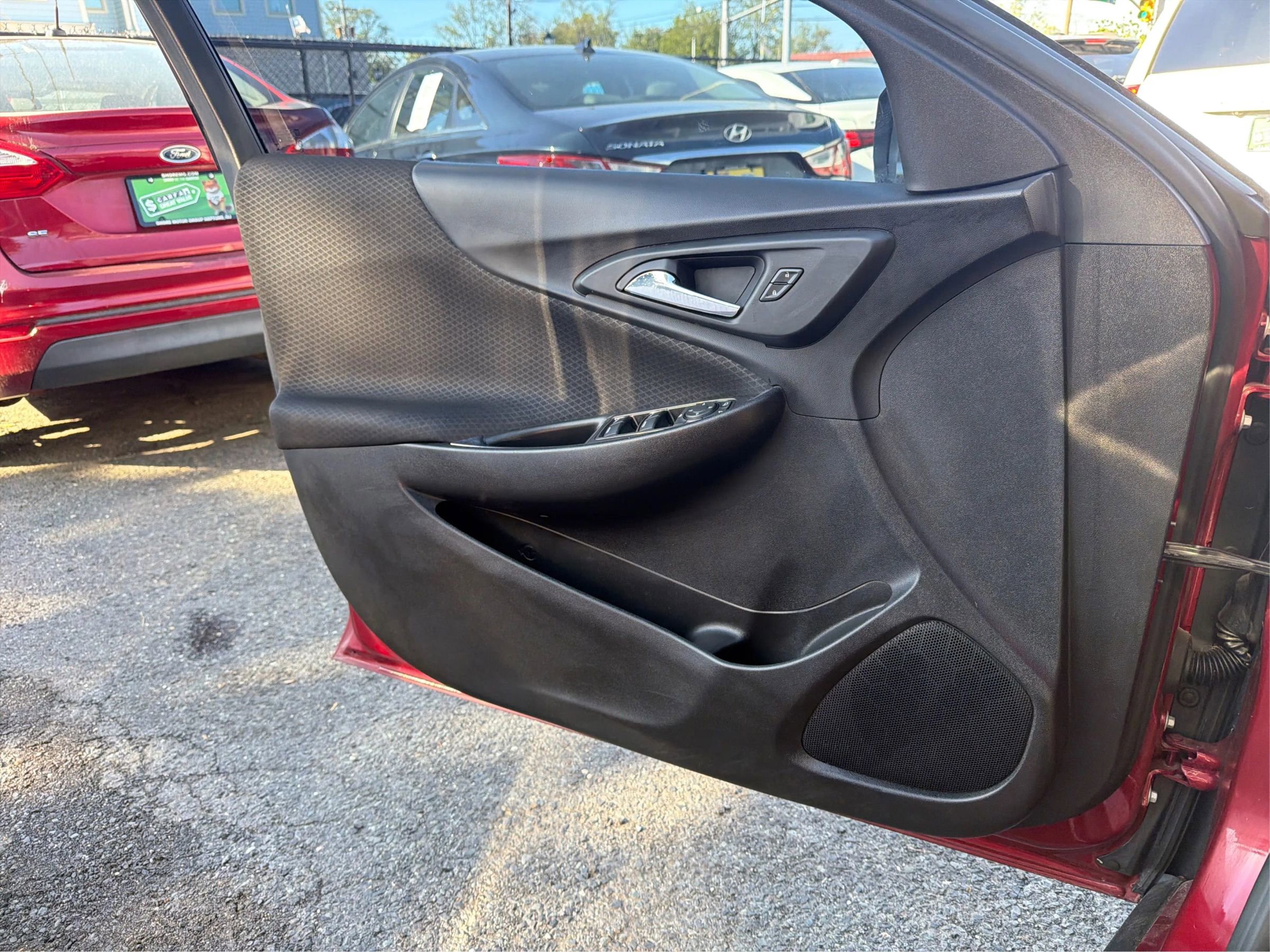Used 2018 Chevrolet Malibu LT FWD image 21