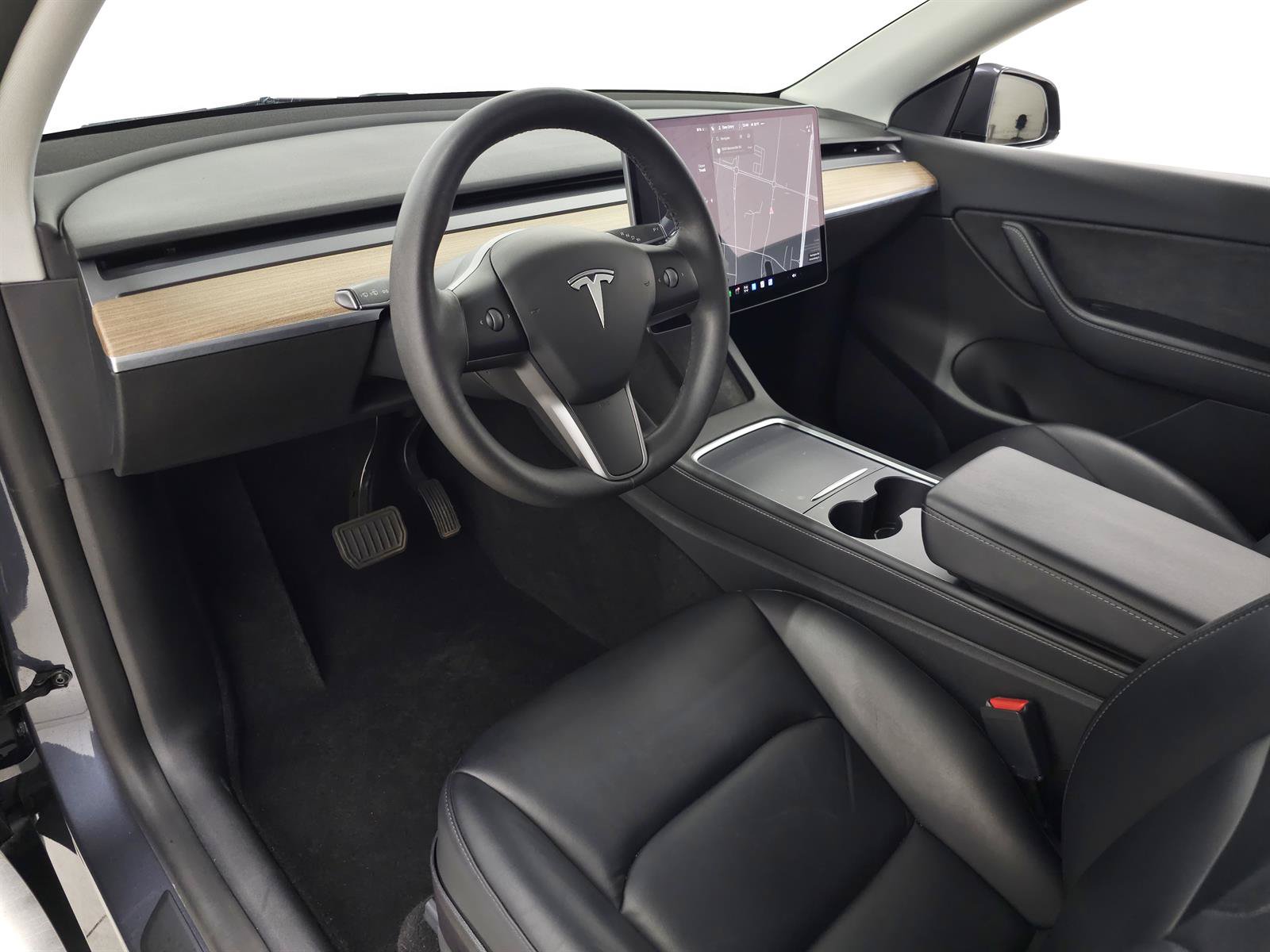 Used 2021 Tesla Model Y Long Range AWD/4WD image 14