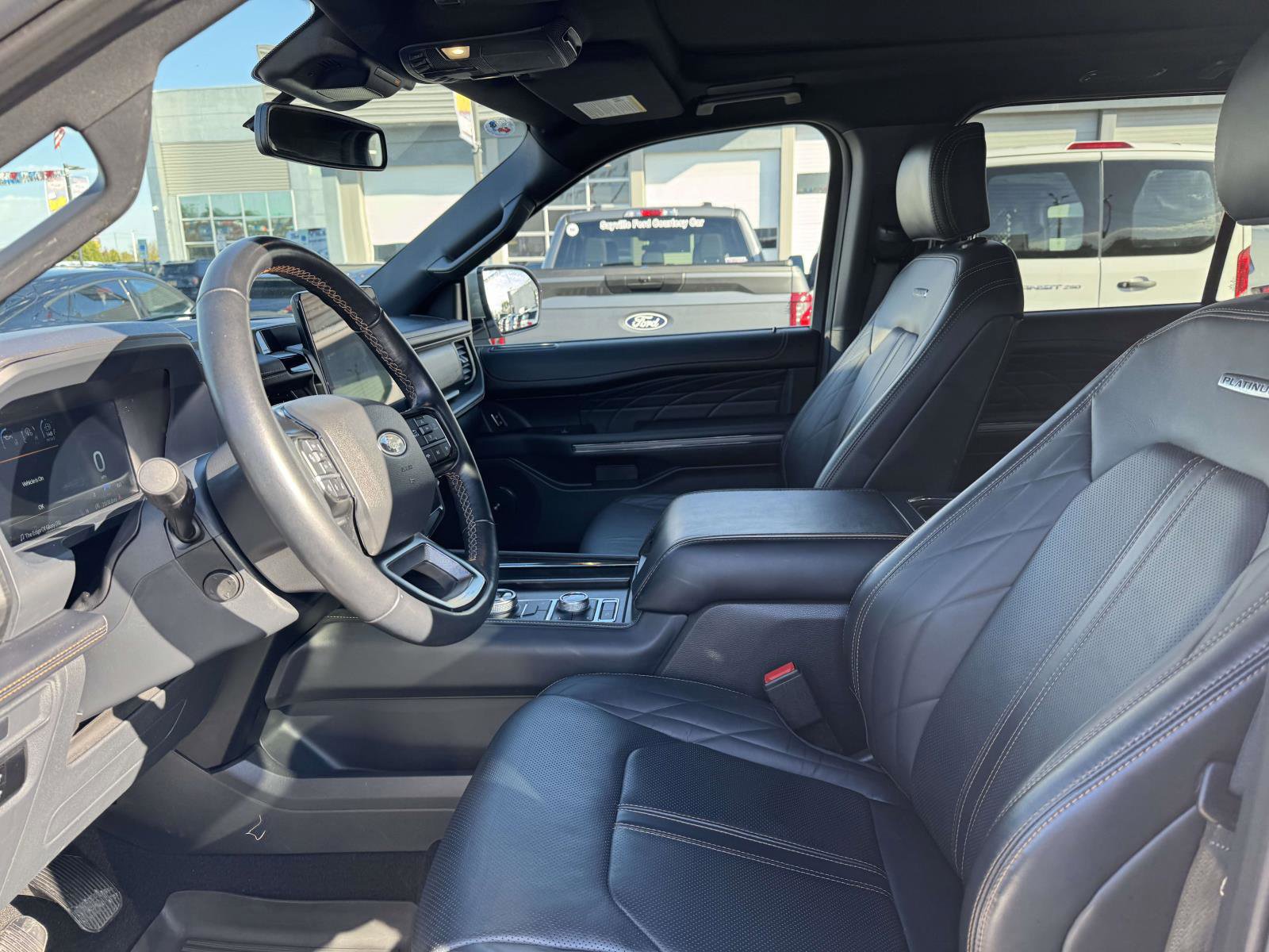 Used 2024 Ford Expedition Platinum image 15