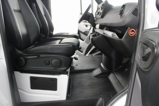 Used 2021 Mercedes-Benz Sprinter 144 Cargo image 15