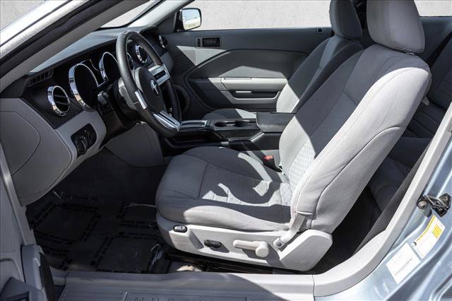 Used 2006 Ford Mustang GT RWD image 11