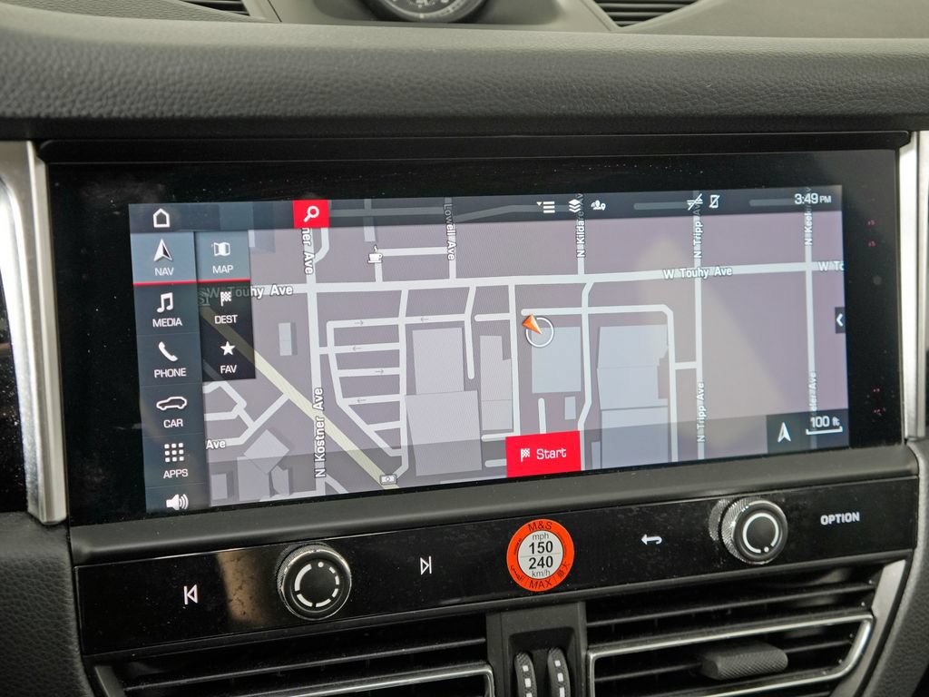 Certified 2023 Porsche Macan Turbo AWD/4WD image 28
