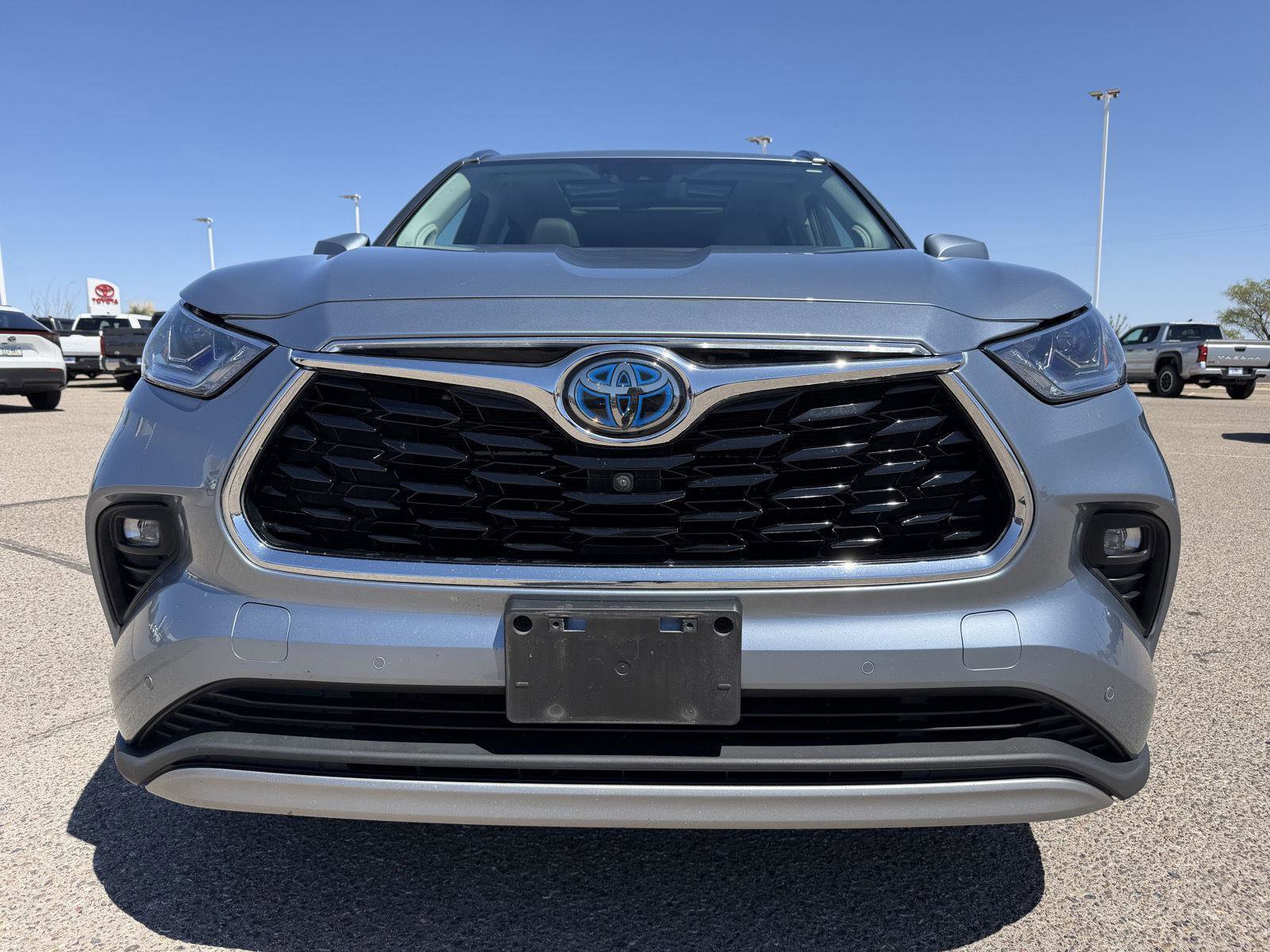 Used 2021 Toyota Highlander Platinum AWD/4WD image 9