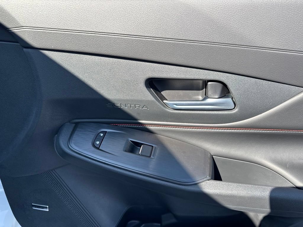 New 2027 Nissan Sentra SR FWD image 16