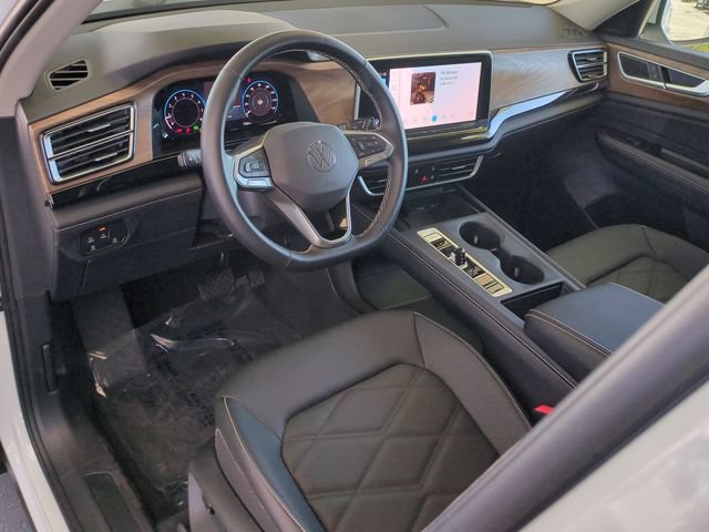 Used 2026 Volkswagen Atlas SE FWD image 11
