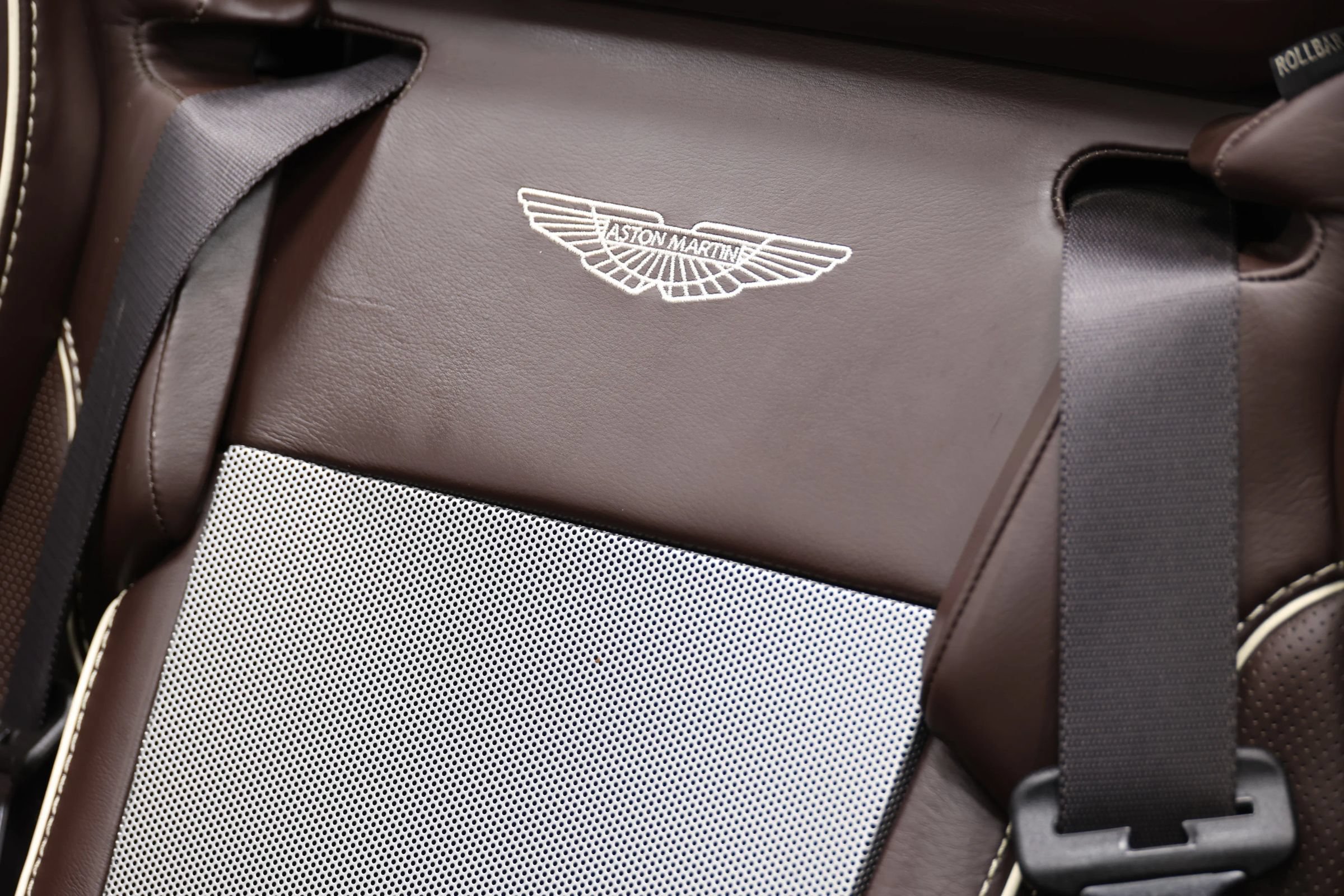 Used 2016 Aston Martin DB9 GT RWD image 45
