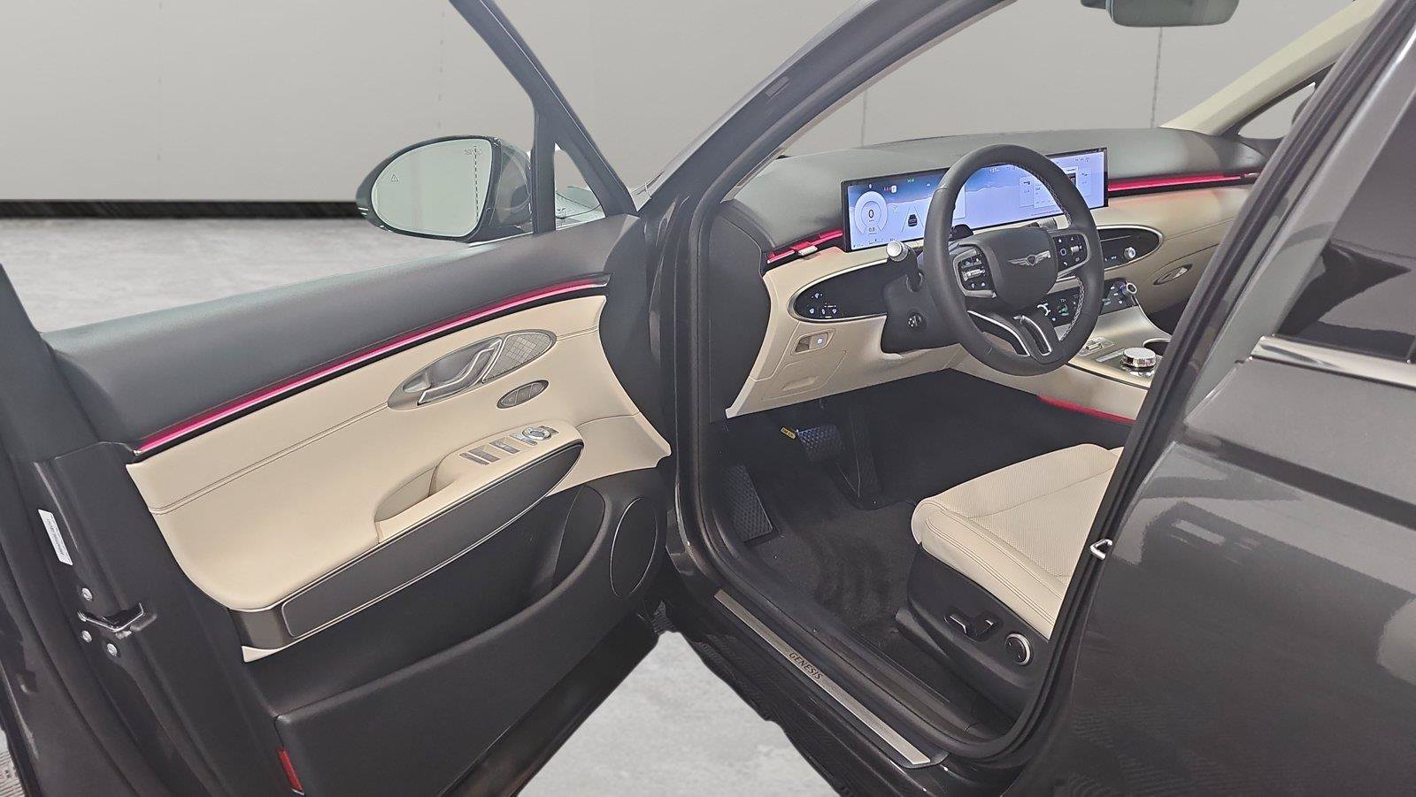 New 2027 Genesis GV70 2.5T Select AWD/4WD image 24