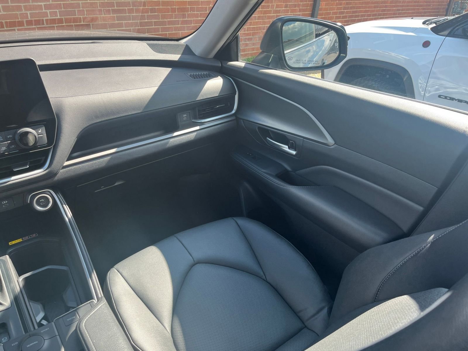 Used 2025 Toyota Grand Highlander FWD image 36