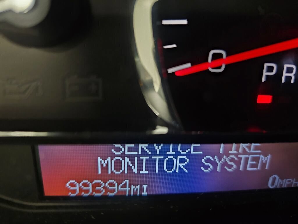 Used 2009 Cadillac DTS FWD image 23